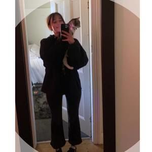 Meet your Posher, Isabella